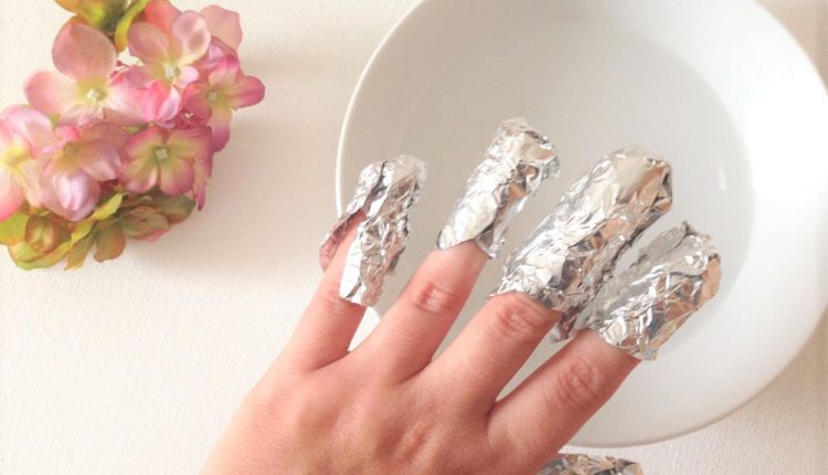 برداشتن ناخن با فویل آلومینیوم